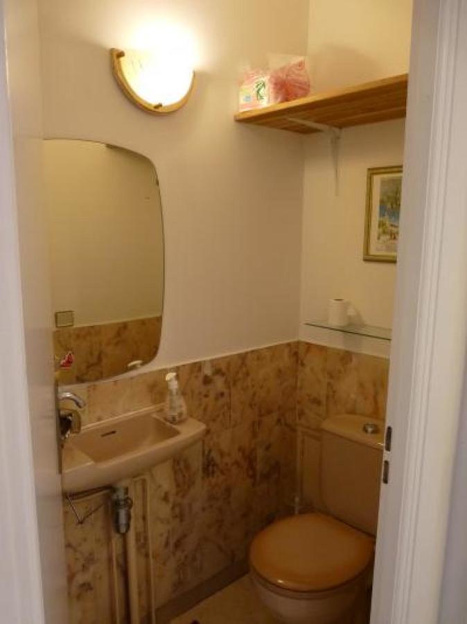 Apartment Well-located One Bed Right In The Heart Of Has Terrace And Close To The Palais 308