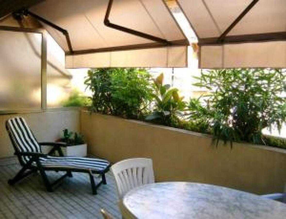 Well-located One Bed Right In The Heart Of Has Terrace And Close To The Palais 308